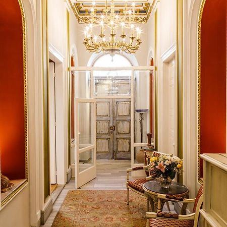 פאטרה Palaiologos Luxury City Hotel מראה חיצוני תמונה