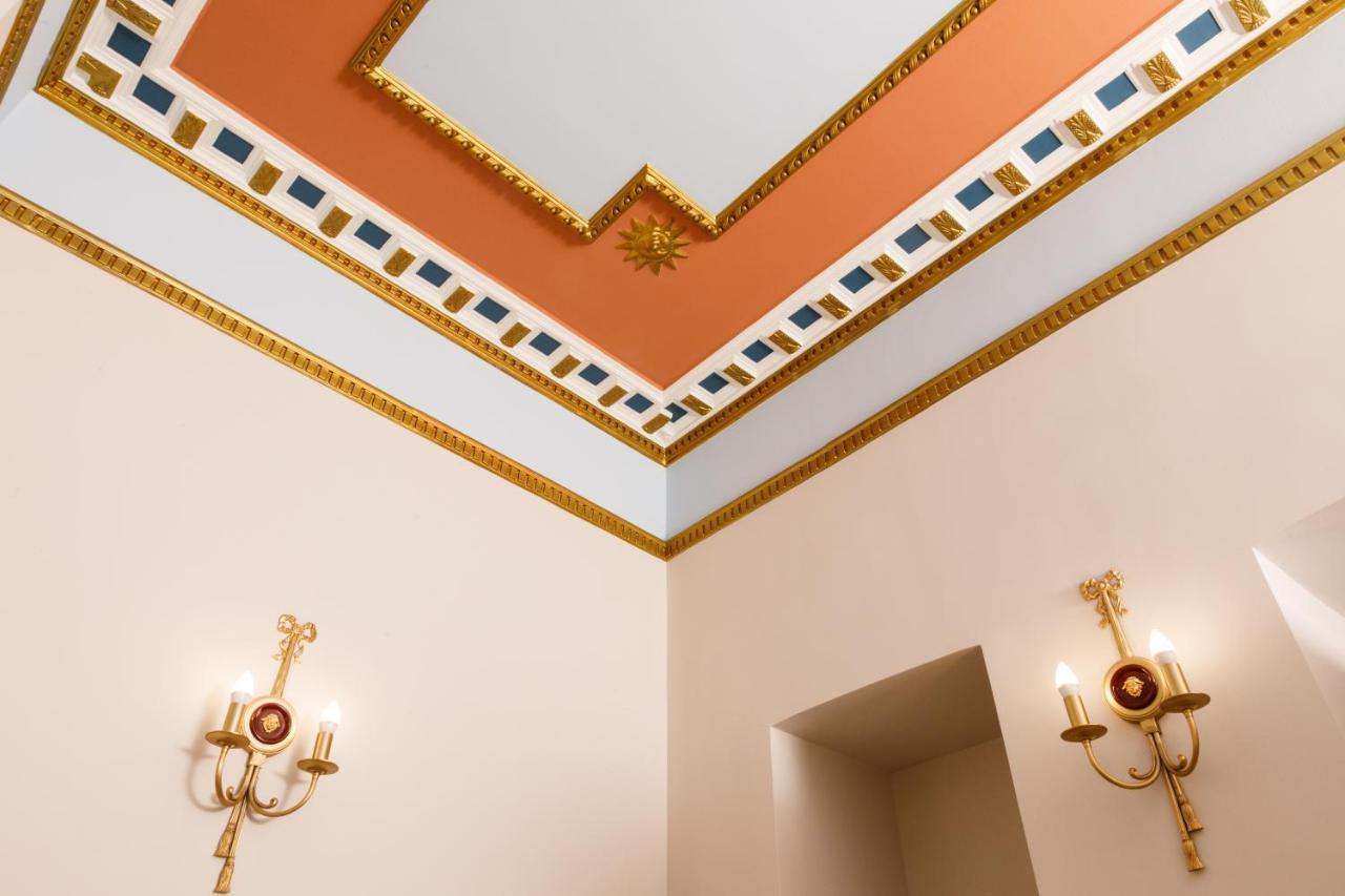 פאטרה Palaiologos Luxury City Hotel מראה חיצוני תמונה