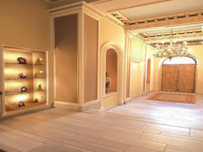 פאטרה Palaiologos Luxury City Hotel מראה חיצוני תמונה