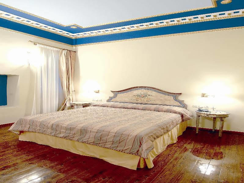 פאטרה Palaiologos Luxury City Hotel מראה חיצוני תמונה